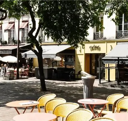 Au Centre Historique De Παρίσι